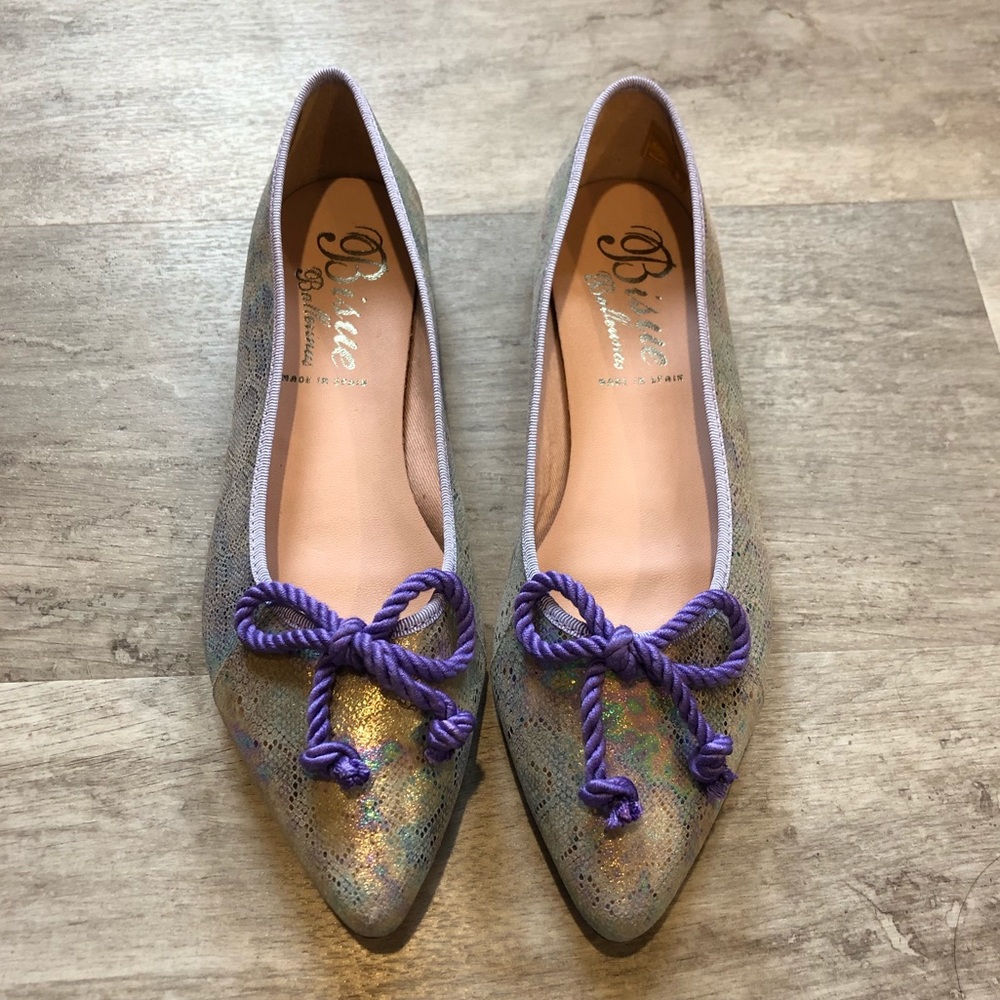 Purple flats with bow - Size 7